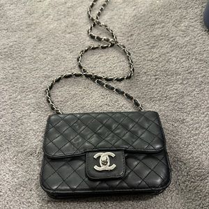 Purse found at thrift store